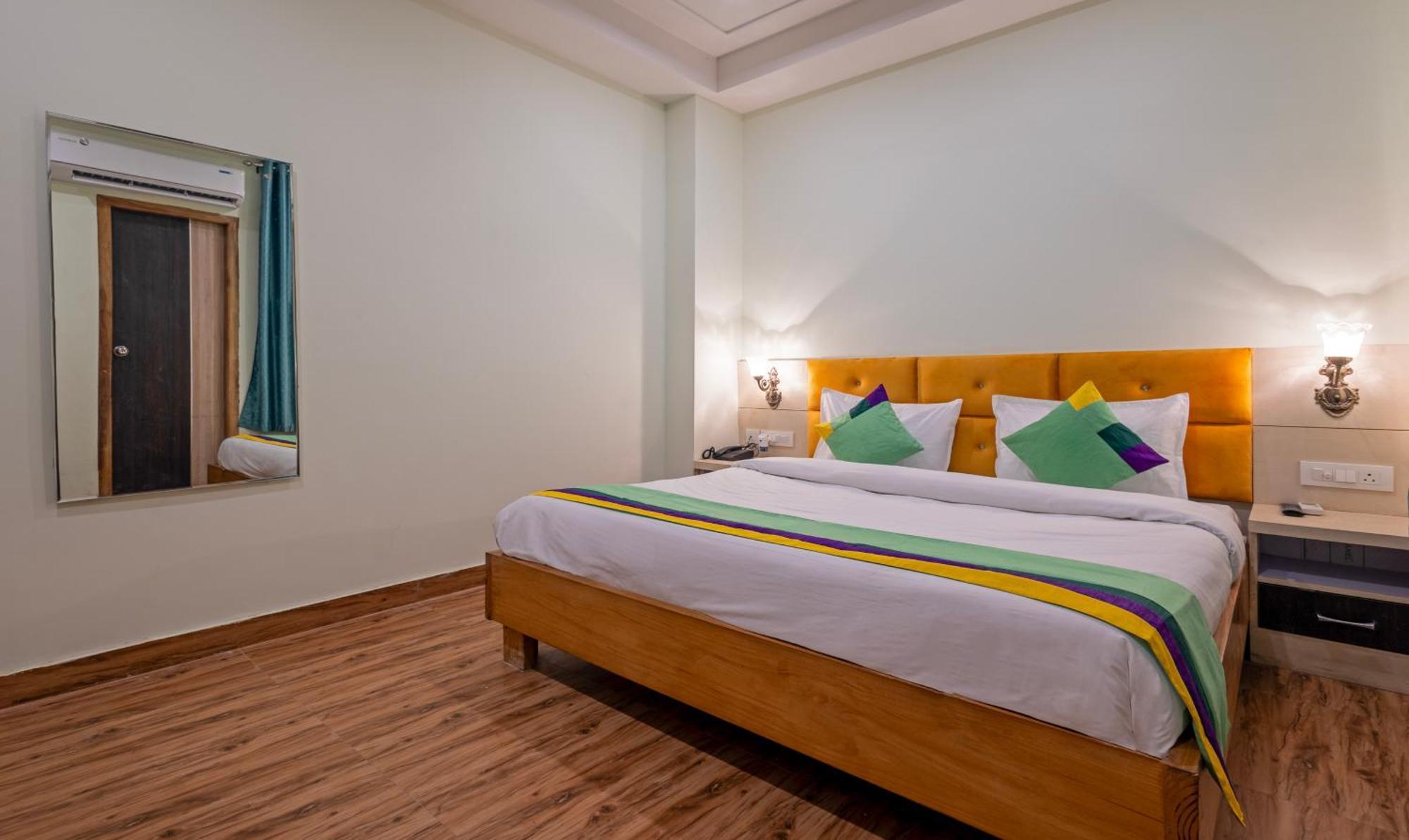 Treebo Shakuntalam, Near Lucknow Airport Hotell Eksteriør bilde
