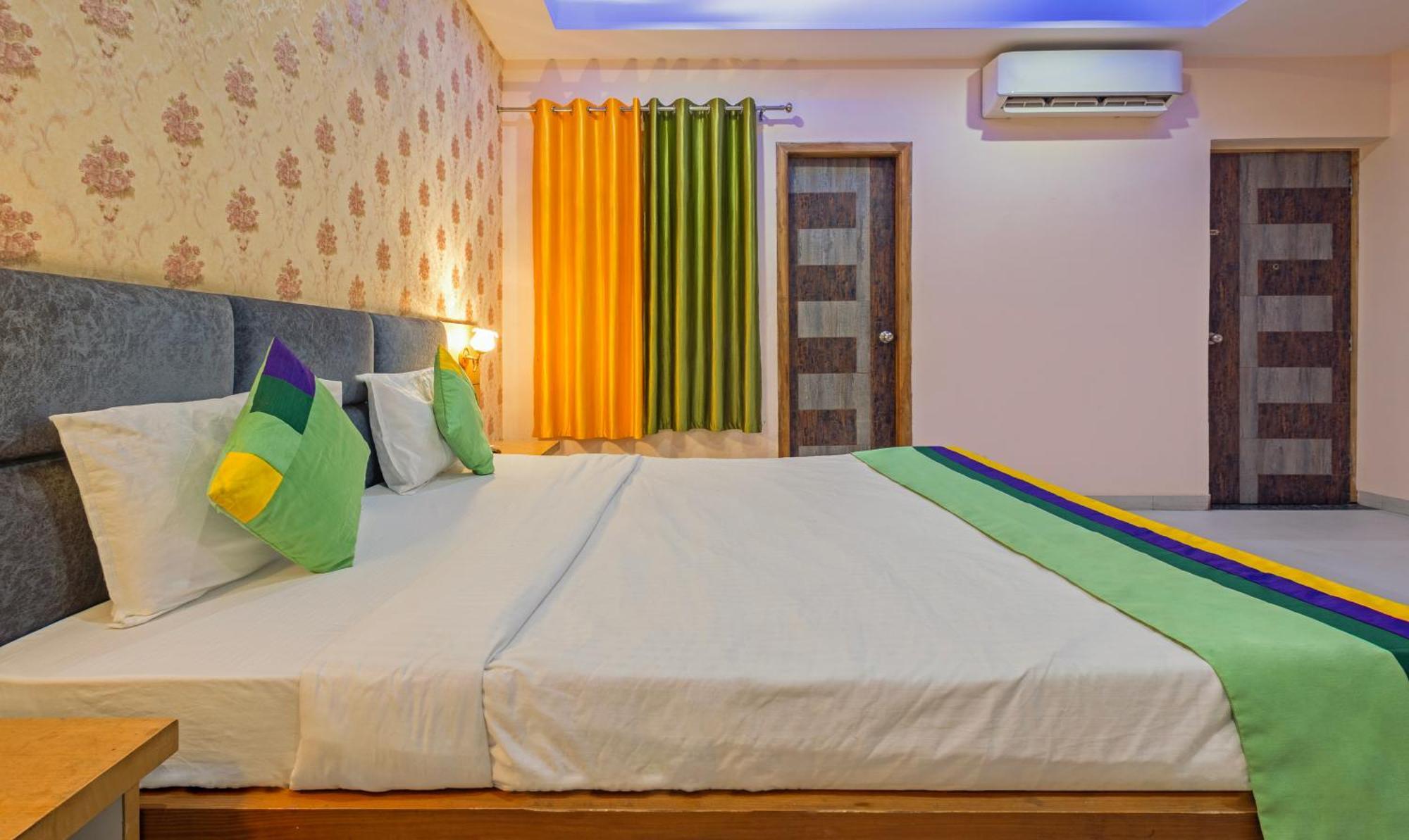Treebo Shakuntalam, Near Lucknow Airport Hotell Eksteriør bilde